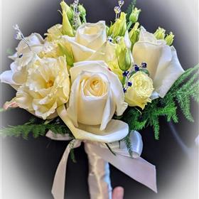 fwthumbIvory Rose Posy with blue accents 3.jpg